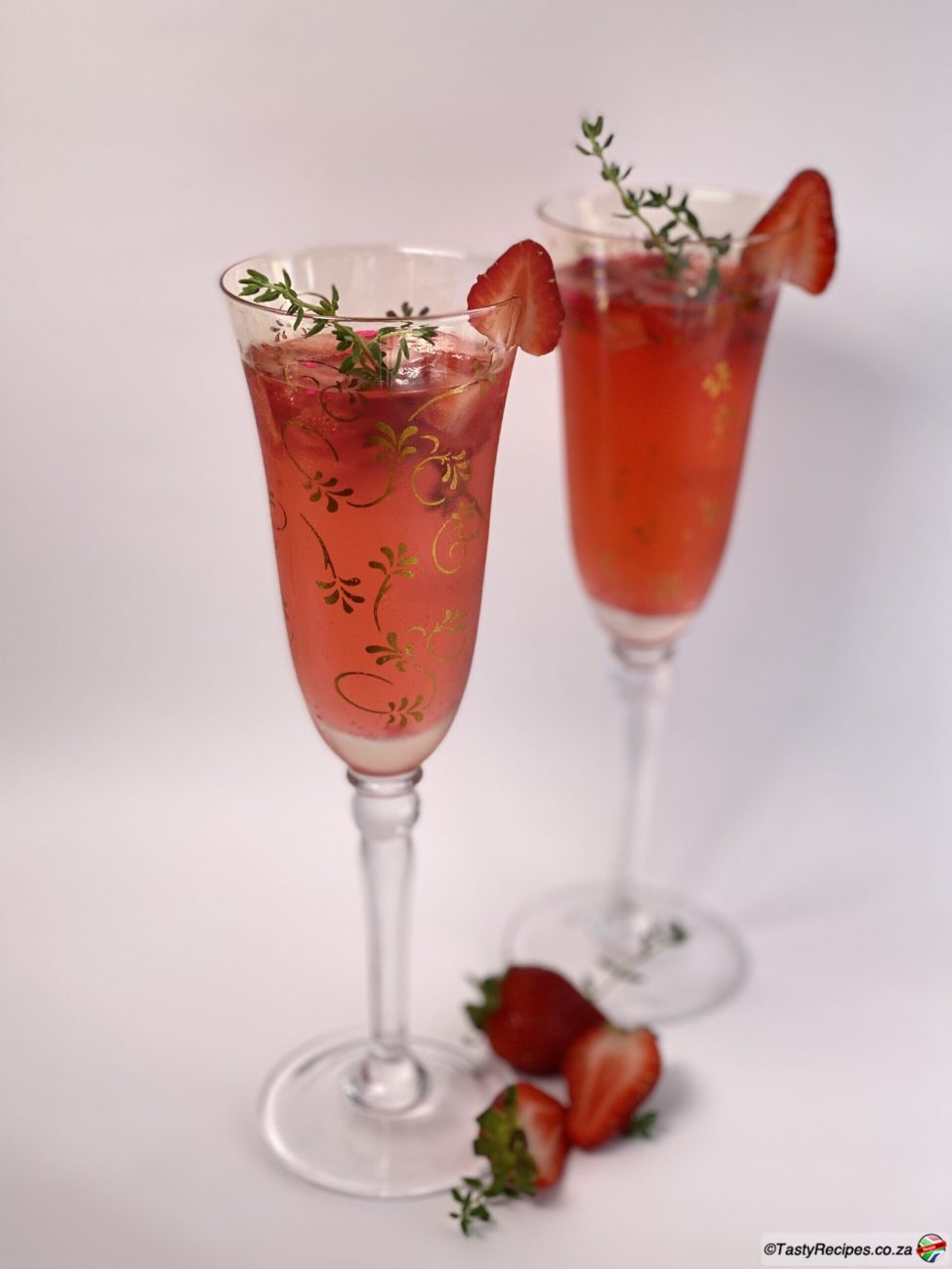 BERRY FRUITY COCKTAIL